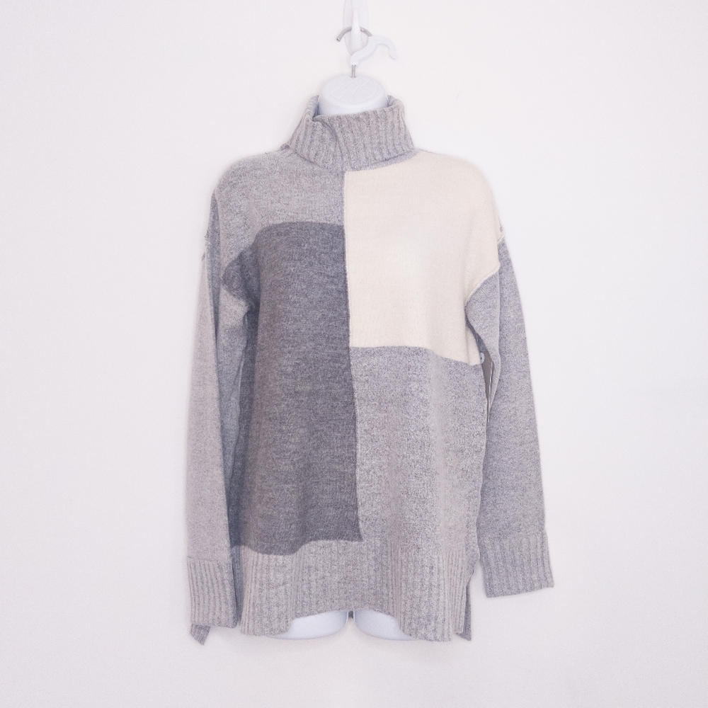Cyrus Women's Color Block Turtle Neck Sweater Gray Small Shirt Long Sleeve Top